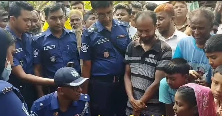 সাতক্ষীরার কলারোয়ায় ছোট ভাইয়ের ছুরিকাঘাতে মেঝ ভাইয়ের মৃত্যু, আহত-১,আটক-৩